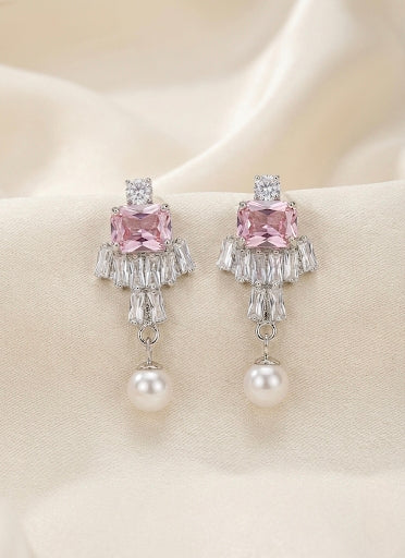 Silver Glint – Crystal Pearl Drop Earrings