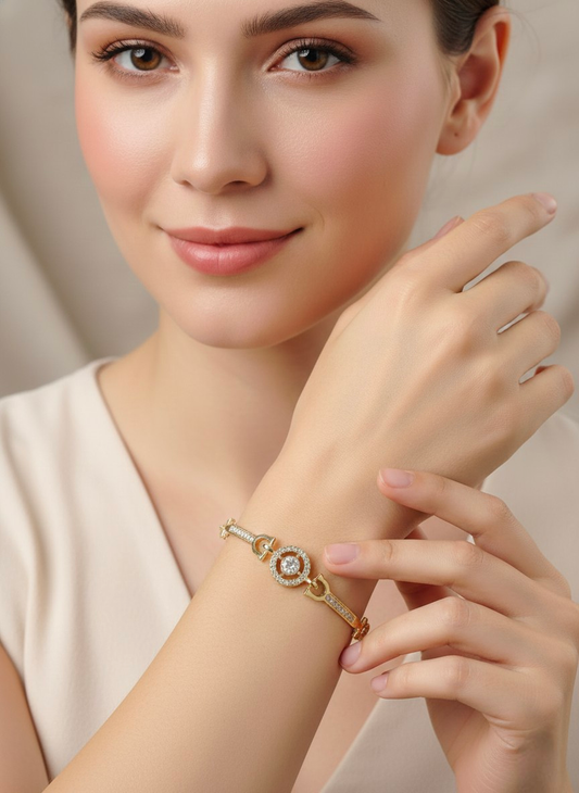 Luxe Spark – Adjustable Crystal Gold Bangle Bracelet