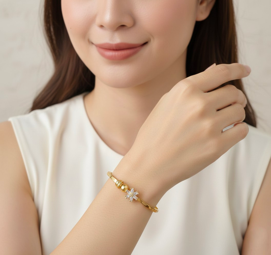 Crystal Bloom – Gold-Toned Openable Floral Bangle Bracelet